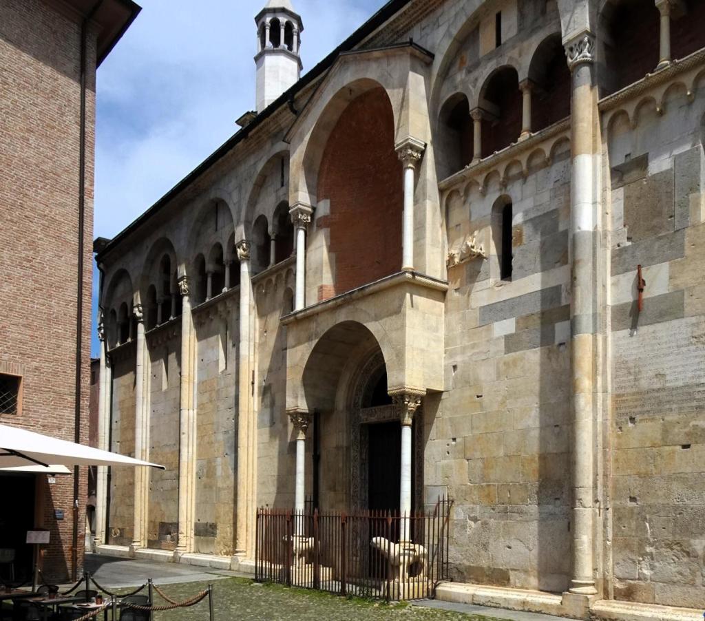 Modena: Dom Südseite Fürstenportal [Porta dei Principi] (2025)