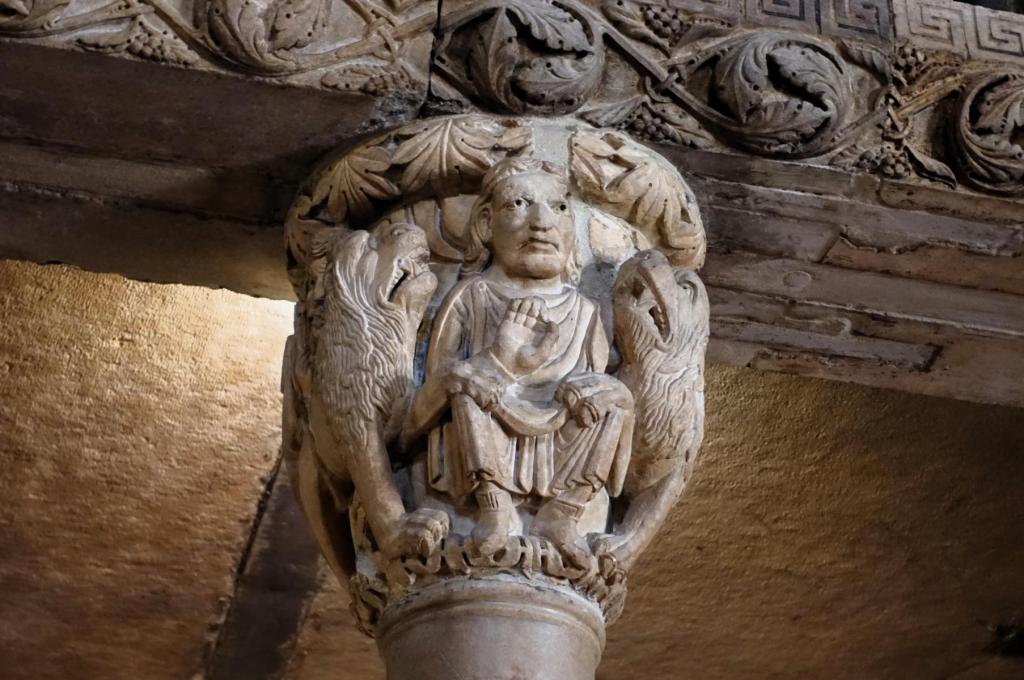 Modena: Dom Kapitell der Chorbrüstung [Pontile] (2025)