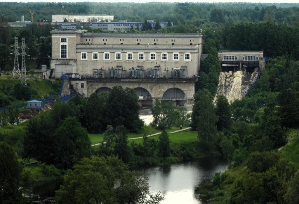 Wasserkraftwerk Narwa in Iwangorod [Blick von der Hermannsfeste] (2025)
