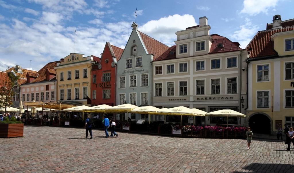 Reval [estn. Tallinn]: Rathausplatz (2025)