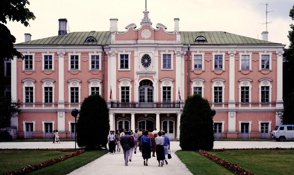 Reval [estn. Tallinn]: Schloss Katharinental [Kadriorg] (1986)