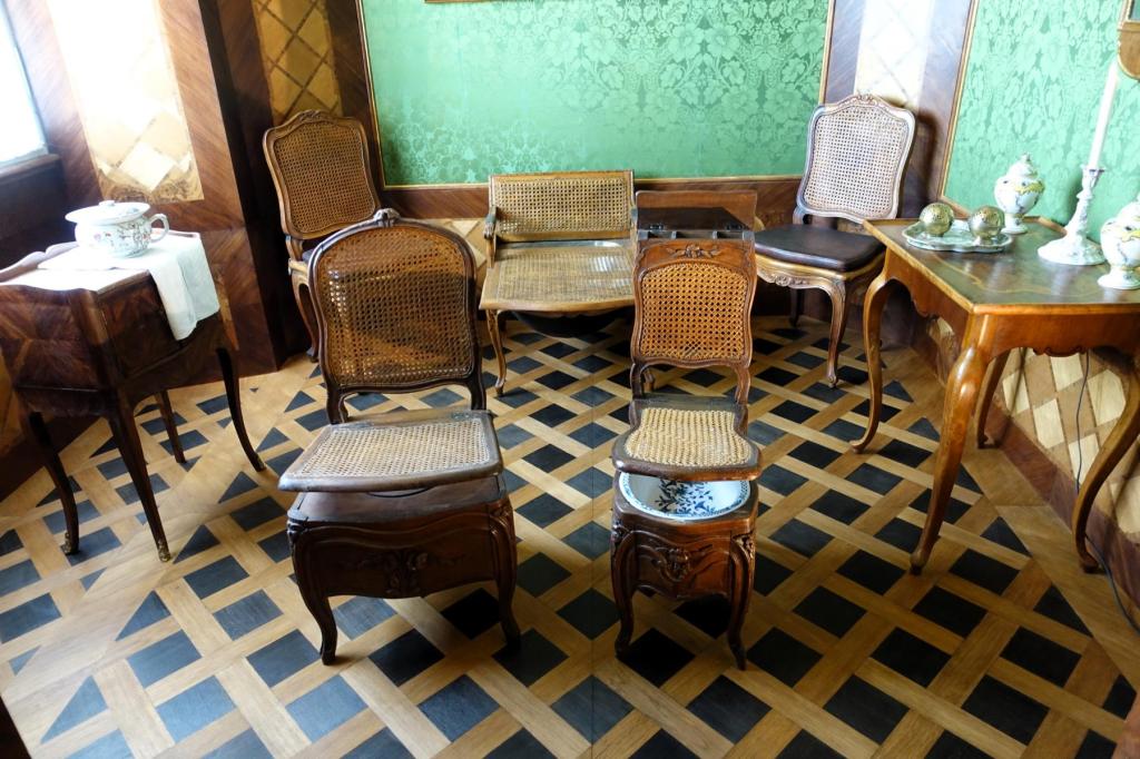 Ruhenthal [lett. Rundāle]: Schloss Toilettenkabinett der Herzogin (2025)