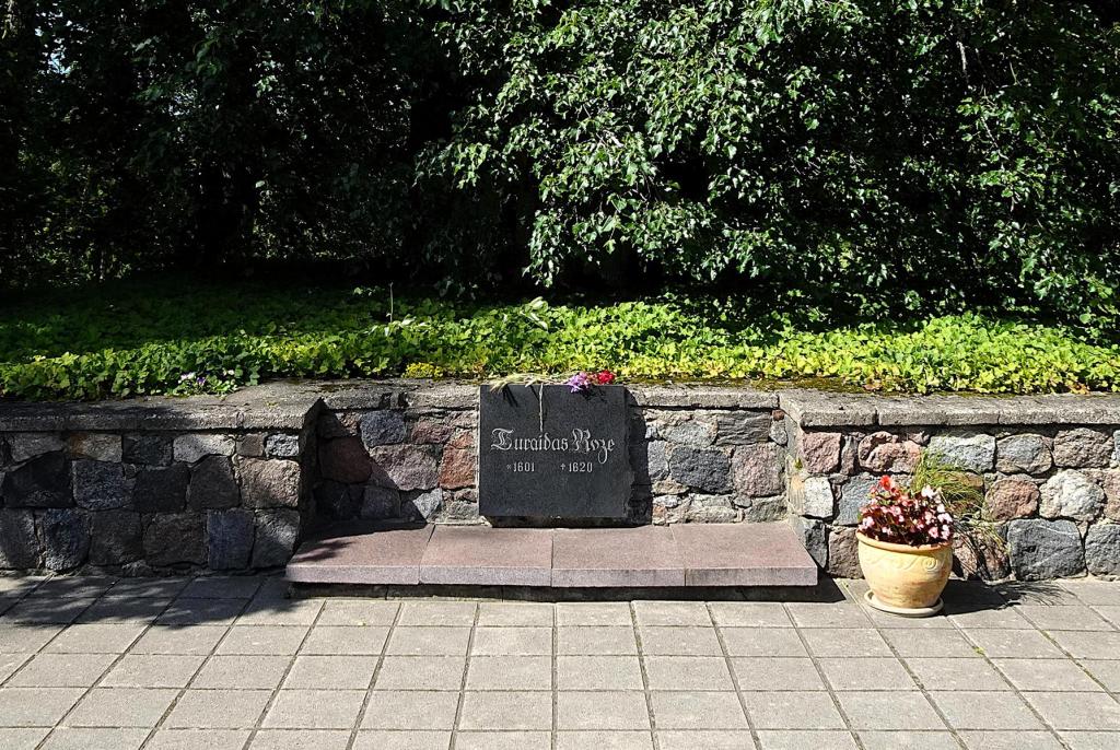 Treyden [lett. Turaida]: Grab der Rose von Treyden (2025)