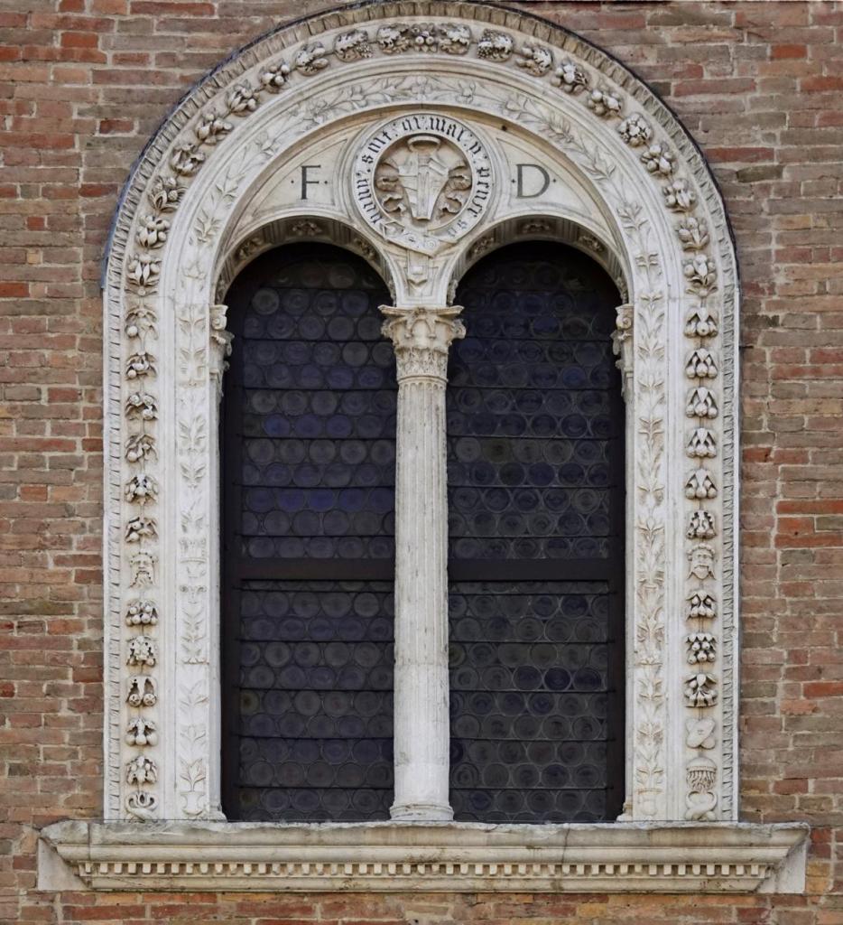Urbino: Herzogspalast Fenster (2025)
