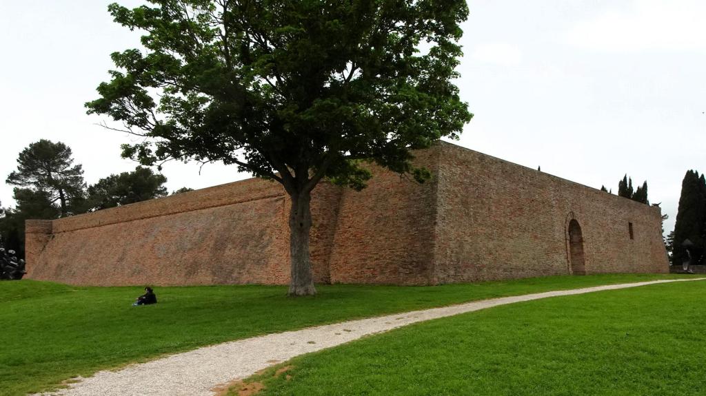 Urbino: Albornoz-Festung (2025)