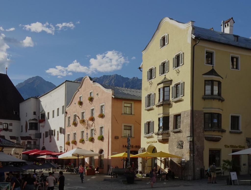 Hall: Oberer Stadtplatz (2025)