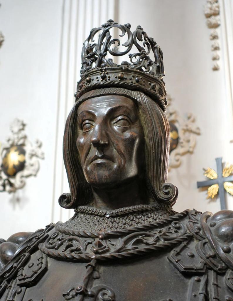 Innsbruck: Hofkirche Grabmal Kaiser Maximilians I. - Statue Rudolfs I. (2025)