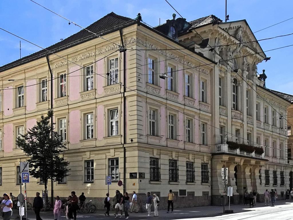 Innsbruck: Altes Landhaus (2025)