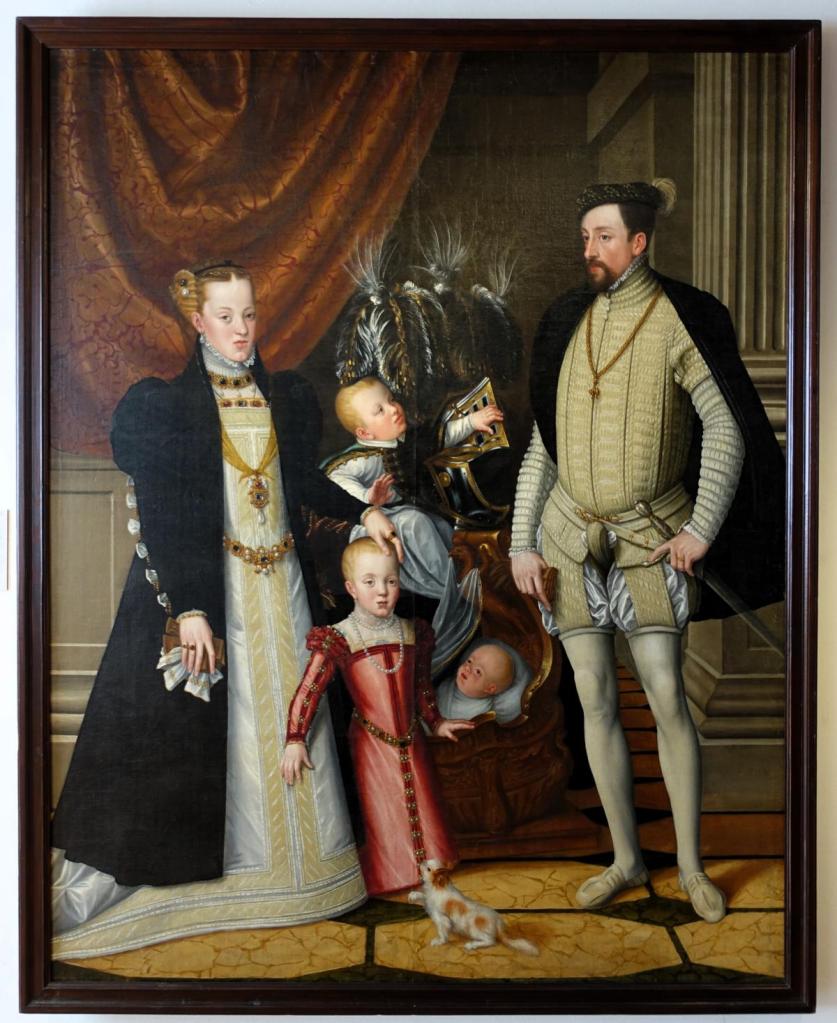 Schloss Ambras: Hochschloss Porträtgalerie - Bildnis Kaiser Maximilians II. mit seiner Familie von Guiseppe Arcimboldo (2025)