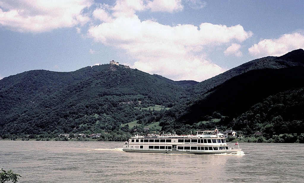 Blick zur Ruine Aggstein (1987)