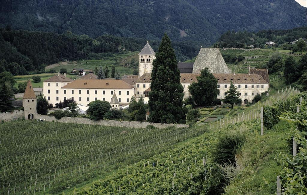 Kloster Neustift (1988)