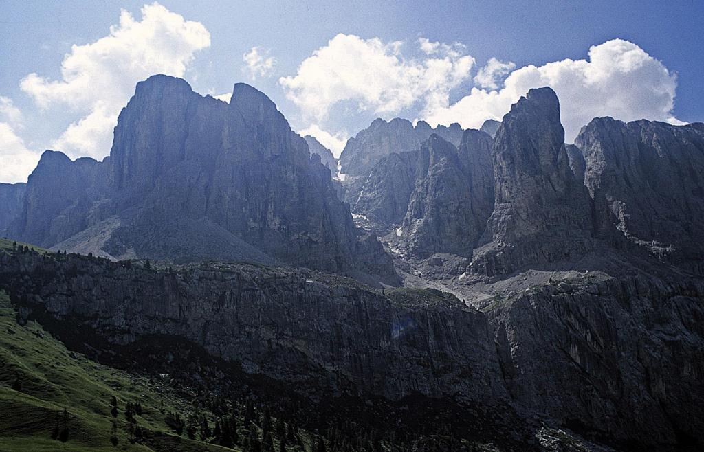 Sellagruppe [Blick vom Grödnerjoch] (1988)