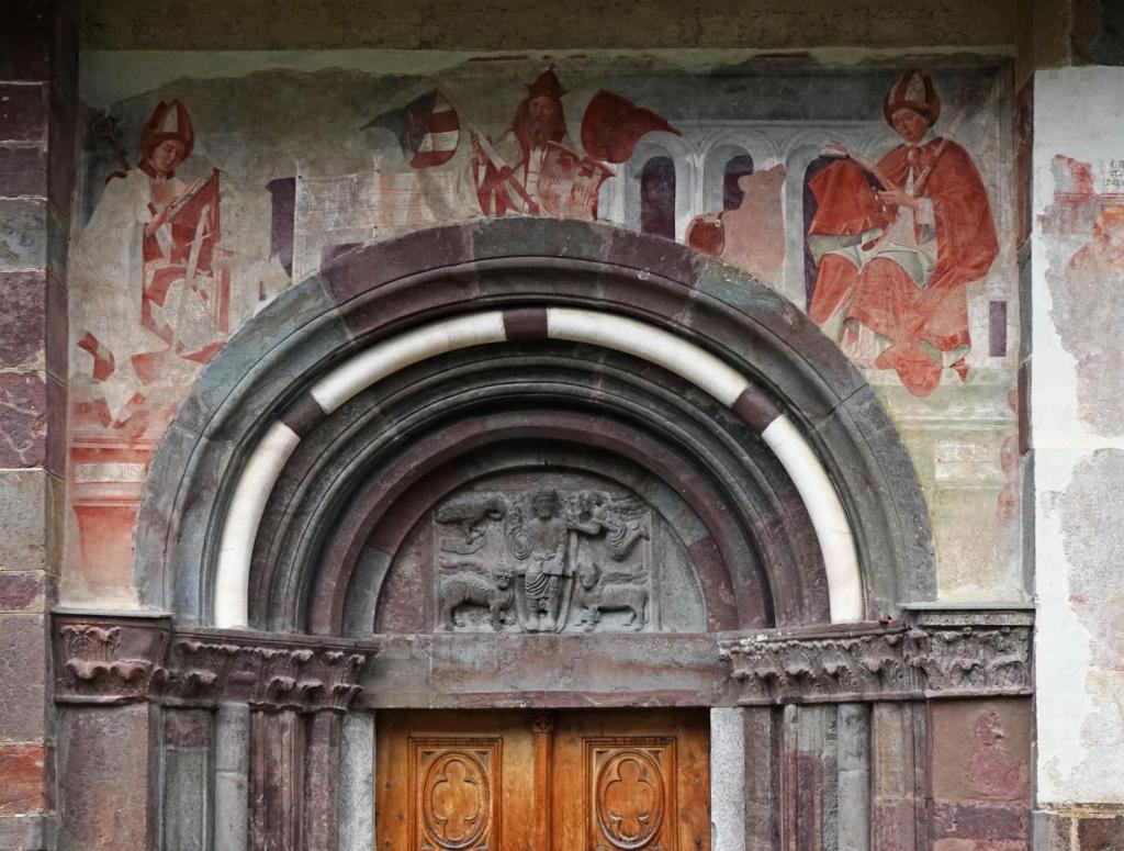 Innichen: Stiftskirche Südportal (2025)