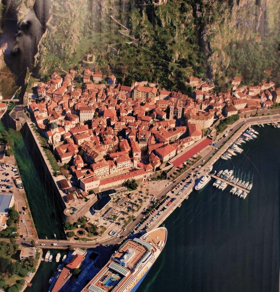 Kotor: Luftbild [Plakat] (2025)