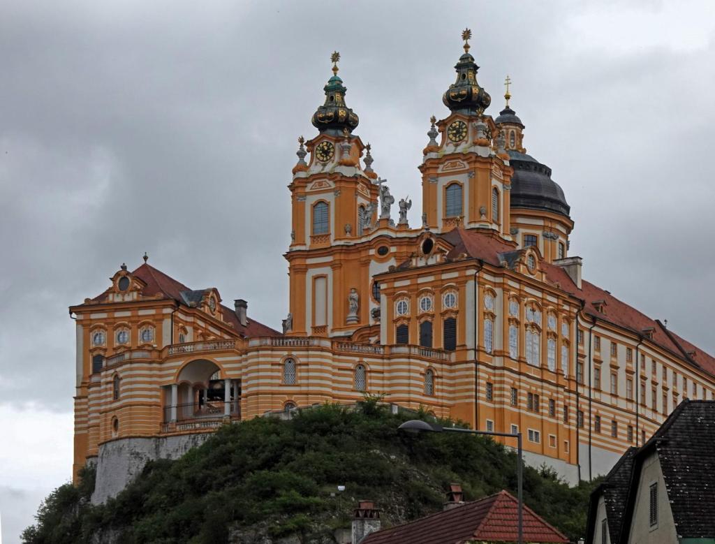 Melk: Stift (2024)