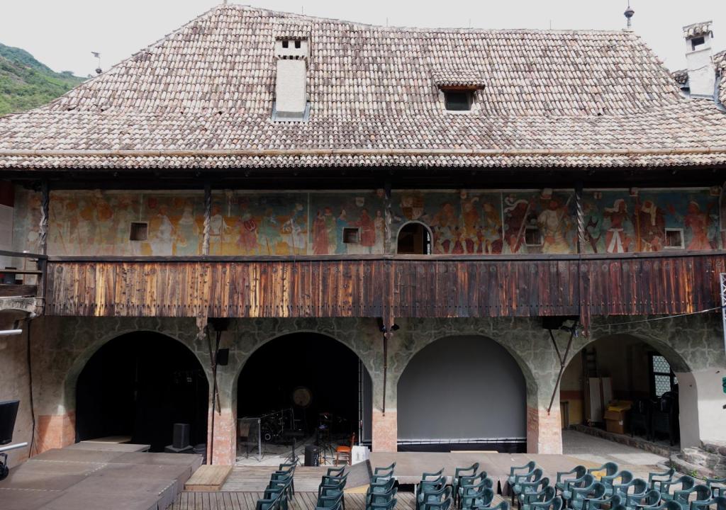 Burg Runkelstein: Sommerhaus (2025)