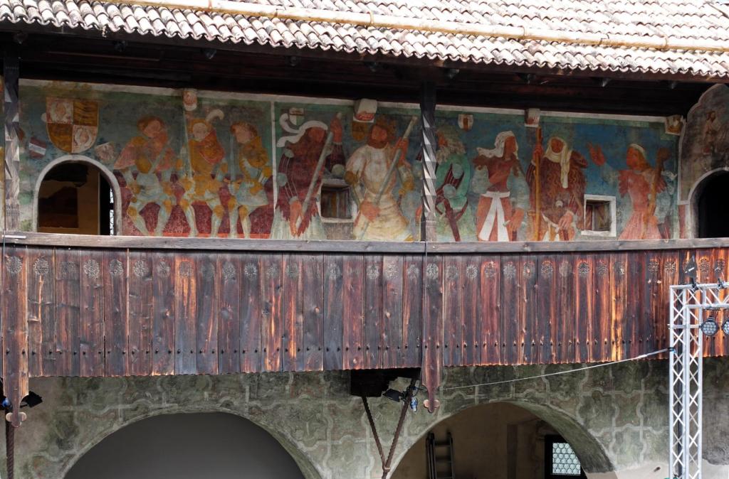 Burg Runkelstein: Galerie des Sommerhauses (2025)