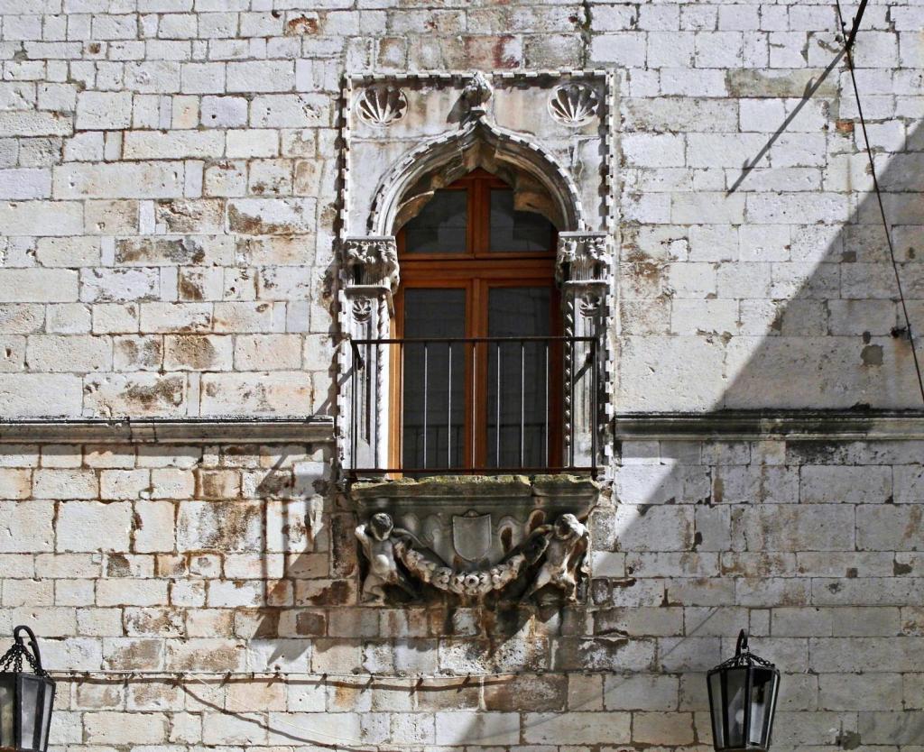 Zadar: Volksplatz Palazzo Ghirardini (2016)