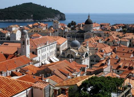 Dubrovnik: Blick von der Stadtmauer Richtung Kathedrale (2015)
