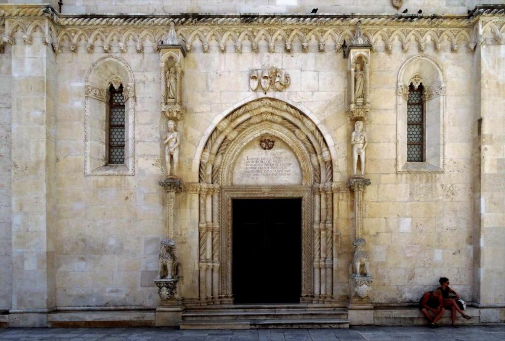 Sibenik: Kathedrale Löwenportal (2015)