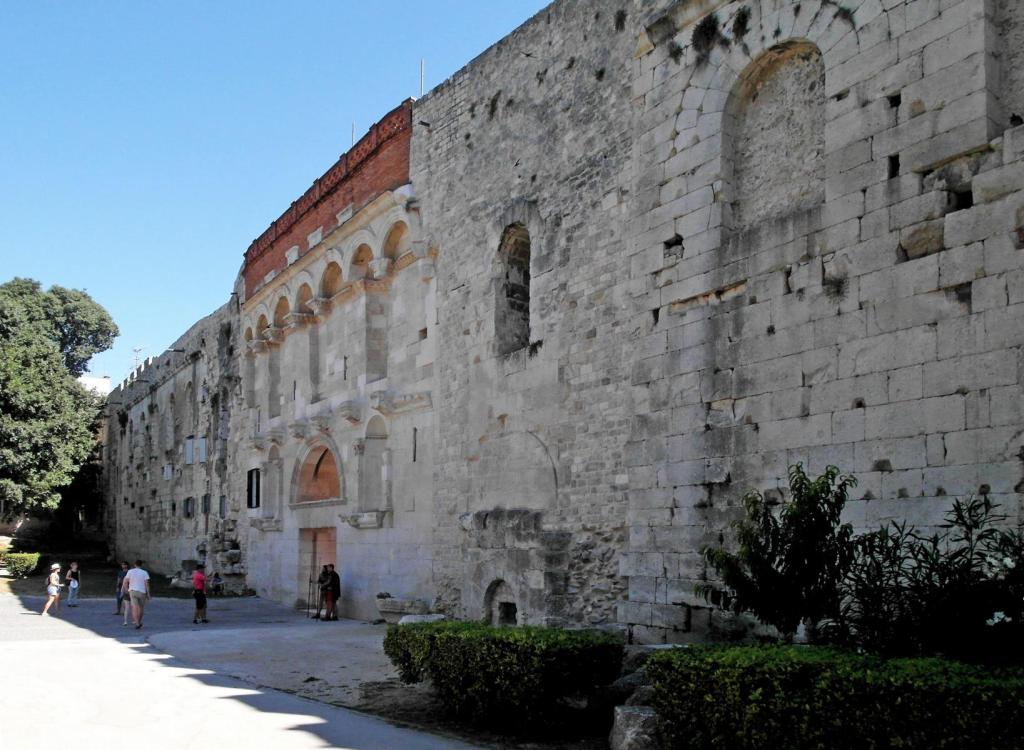 Split: Diokletianspalast Nordmauer (2016)