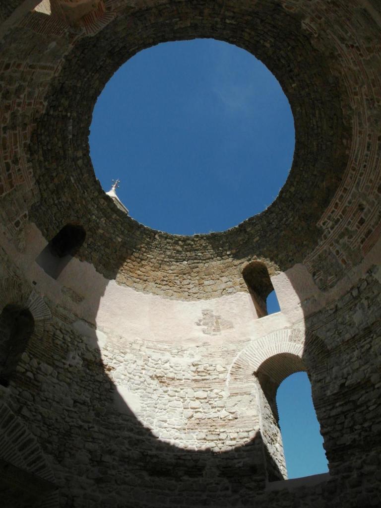 Split: Diokletianspalast Vestibül (2016)