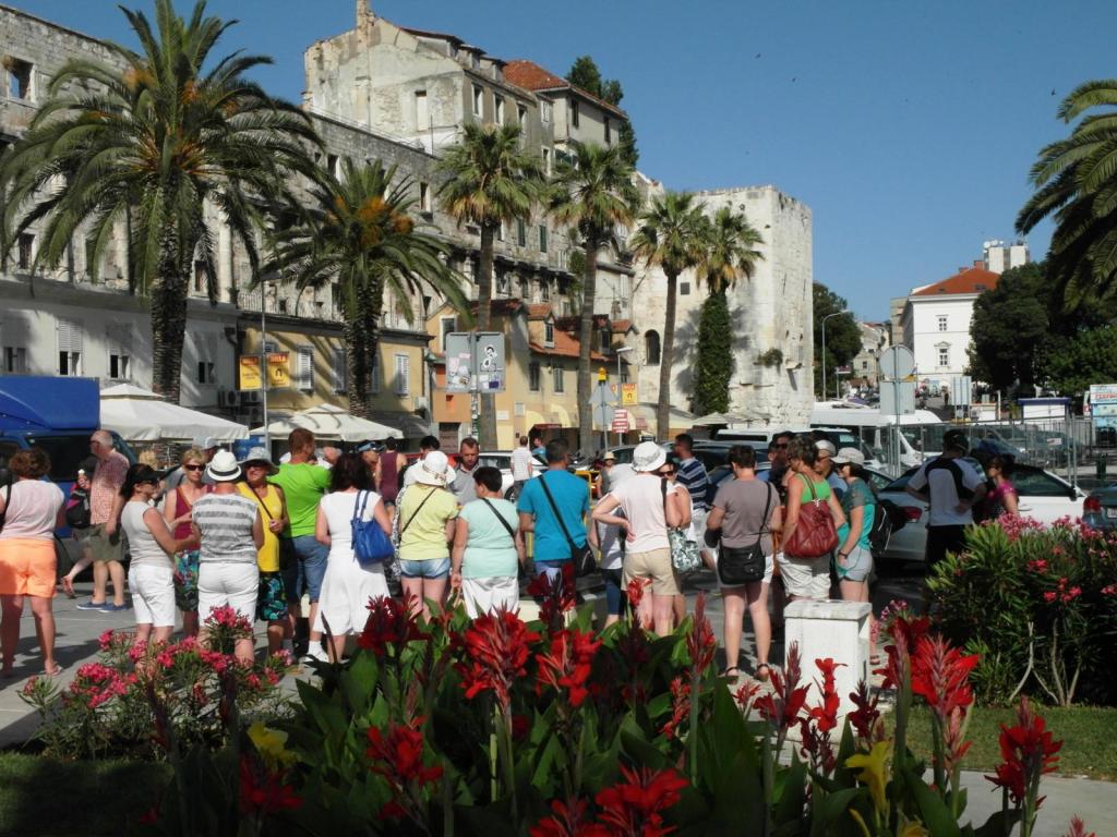 Split: Diokletianspalast Südmauer mit südöstlichem Eckturm (2016)