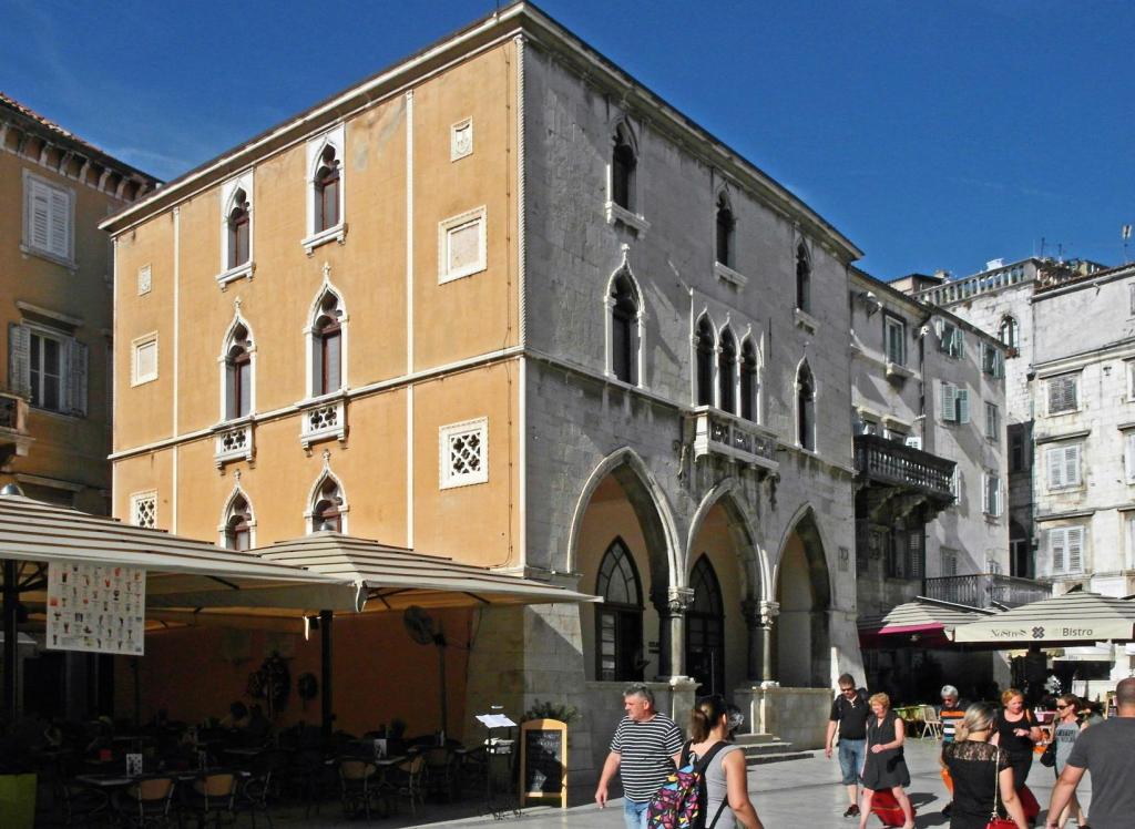 Split: Volksplatz Rathaus (2016)