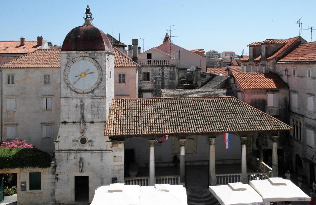 Trogir: Loggia und Uhrturm (2016)