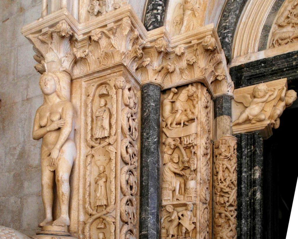Trogir: Kathedrale Portal (2016)