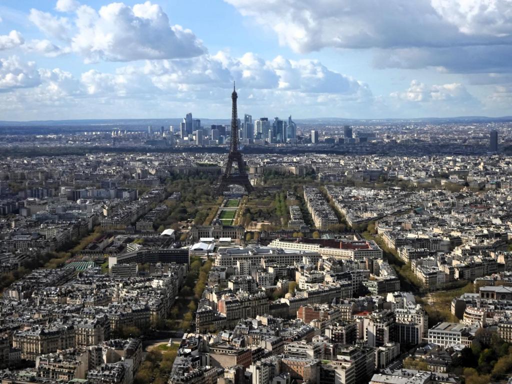 Paris: Montparnasse-Turm Blick nach Nordwesten (2026)