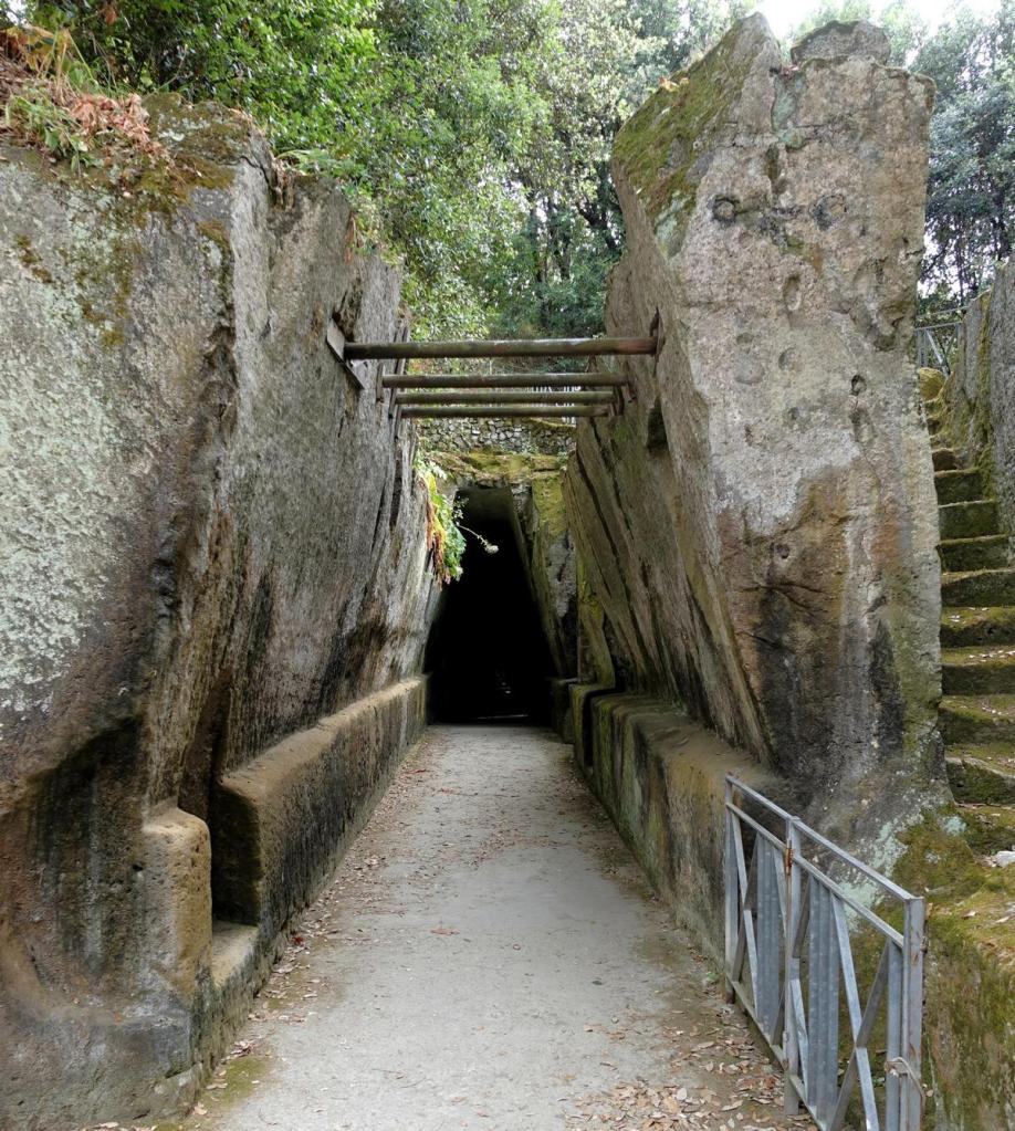 Cuma: Eingang zur Grotte der Sibylle (2026)
