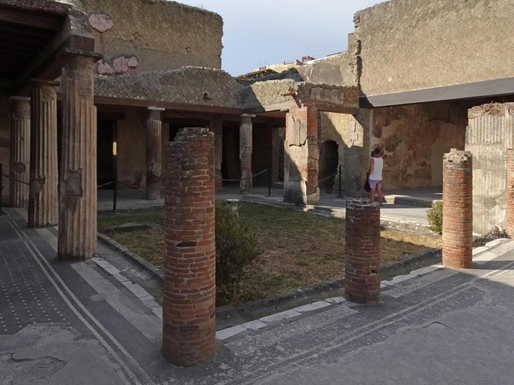 Herculaneum: Haus mit dem schwarzen Salon [Casa del Salone Nero] (2026)