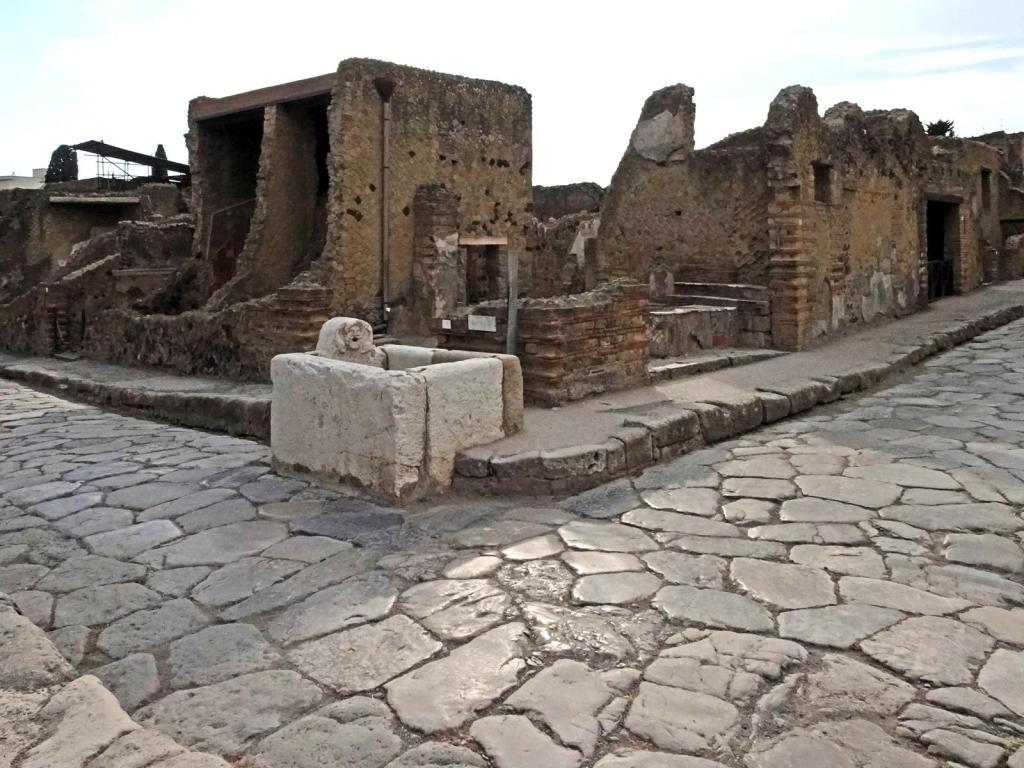 Herculaneum: Cardo V (2026)