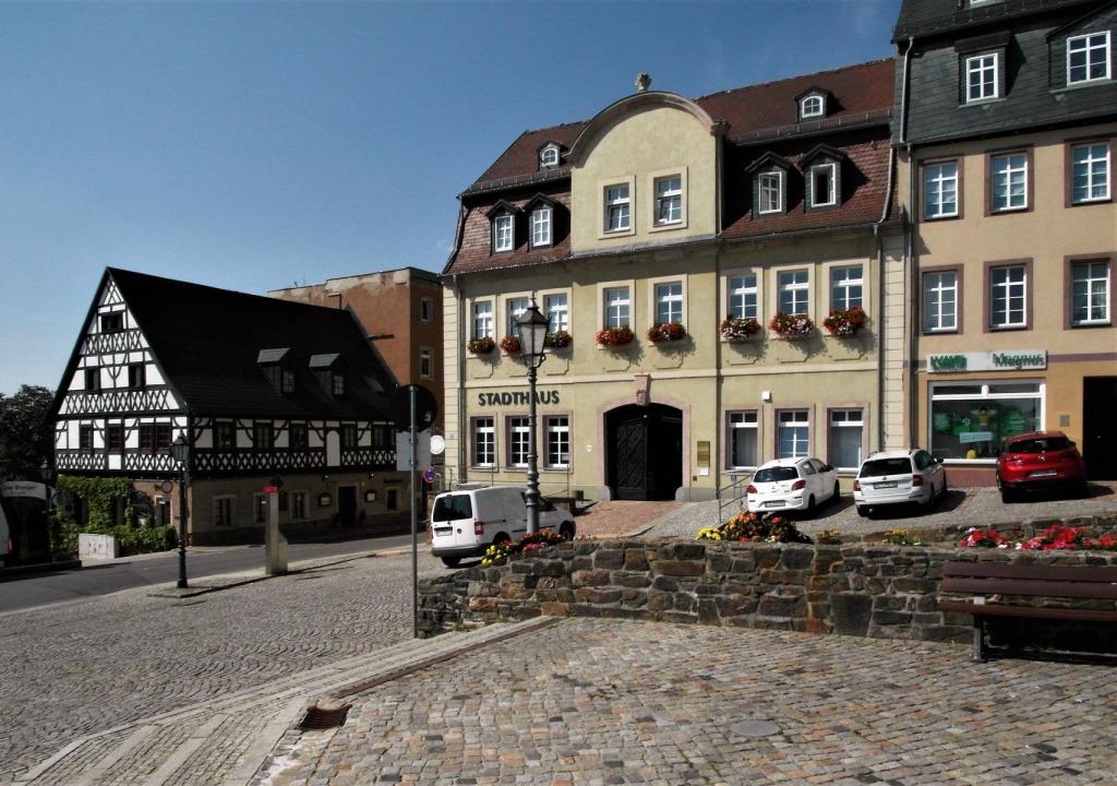 Hohenstein-Ernstthal: Marktplatz - Stadthaus (2020)