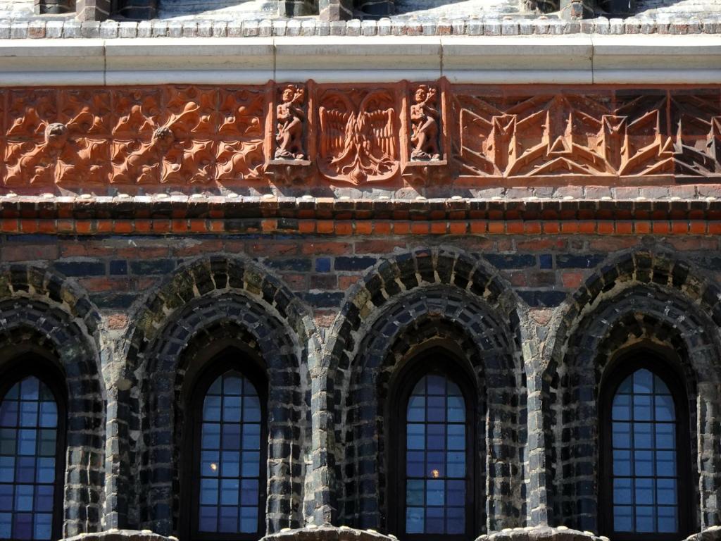 Lübeck: Holstentor [Stadtseite] (2020)