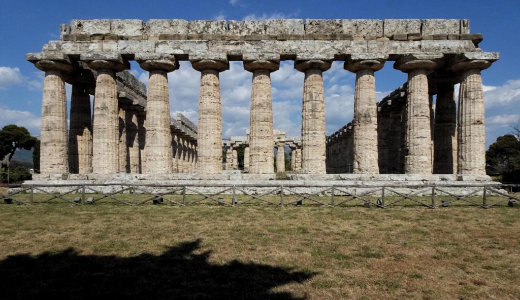 Paestum: Basilika = Heratempel (2026)