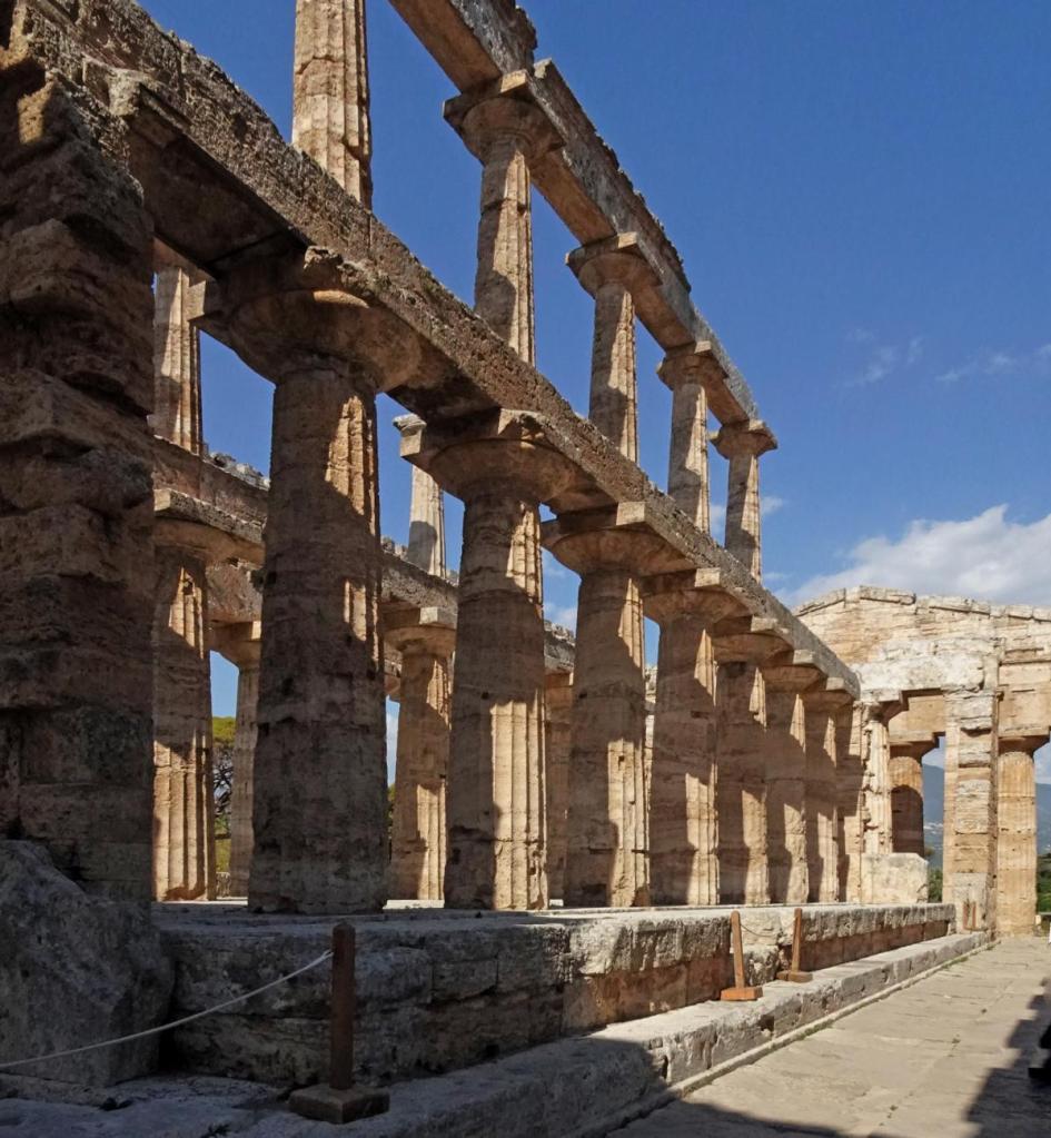 Paestum: Poseidontempel Inneres (2026)