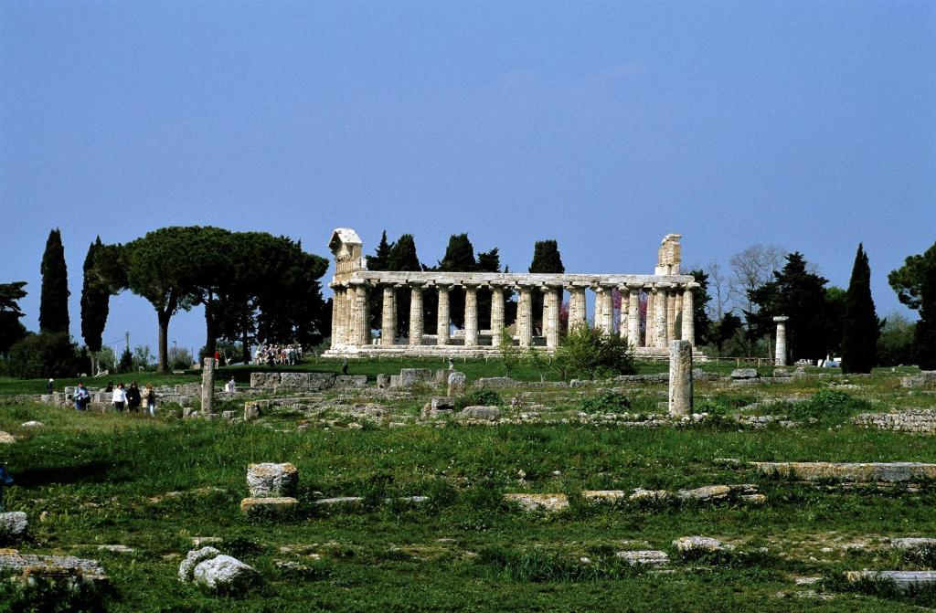 Paestum: Athenatempel = Cerestempel (2000)