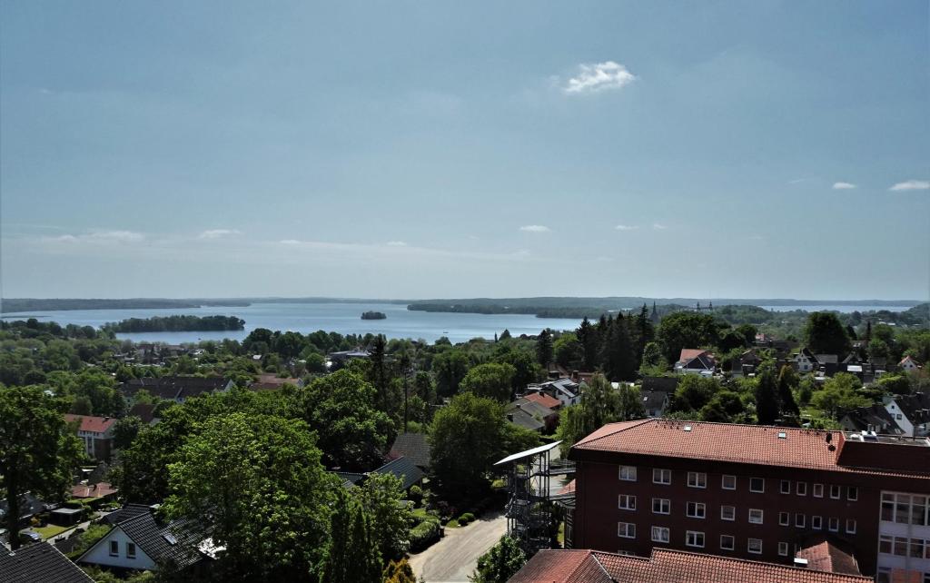 Plön: Blick vom Parnass zum Großen Plöner See (2023)