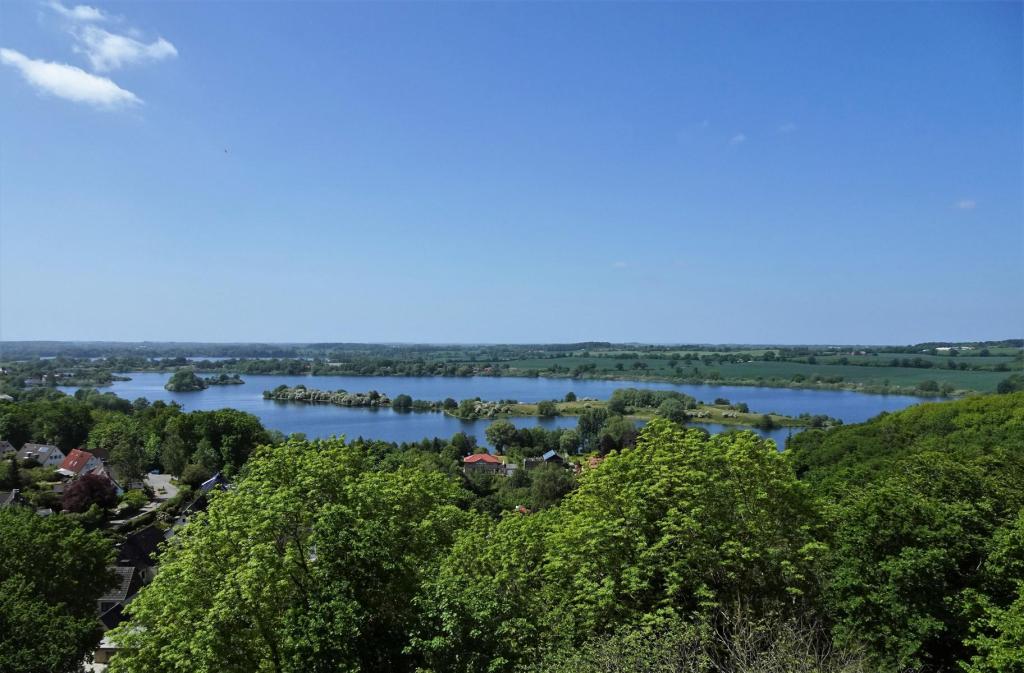 Plön: Blick vom Parnass auf den Trammer See (2023)
