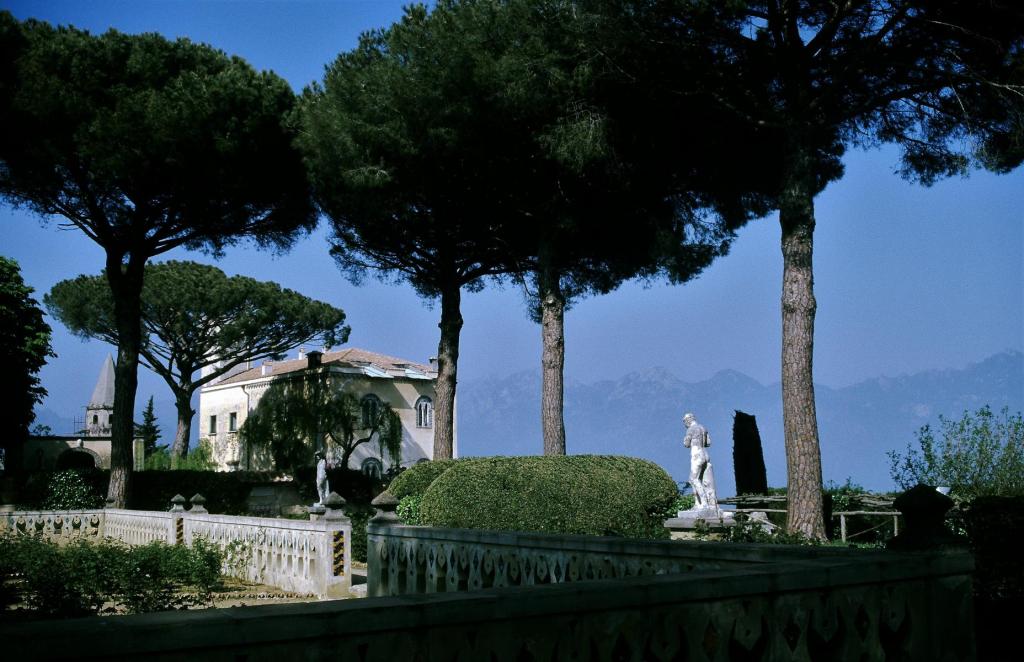 Ravello: Villa Cimbrone (2000)