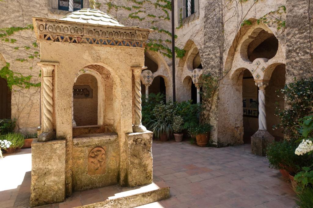 Ravello: Villa Cimbrone Kreuzgang (2026)