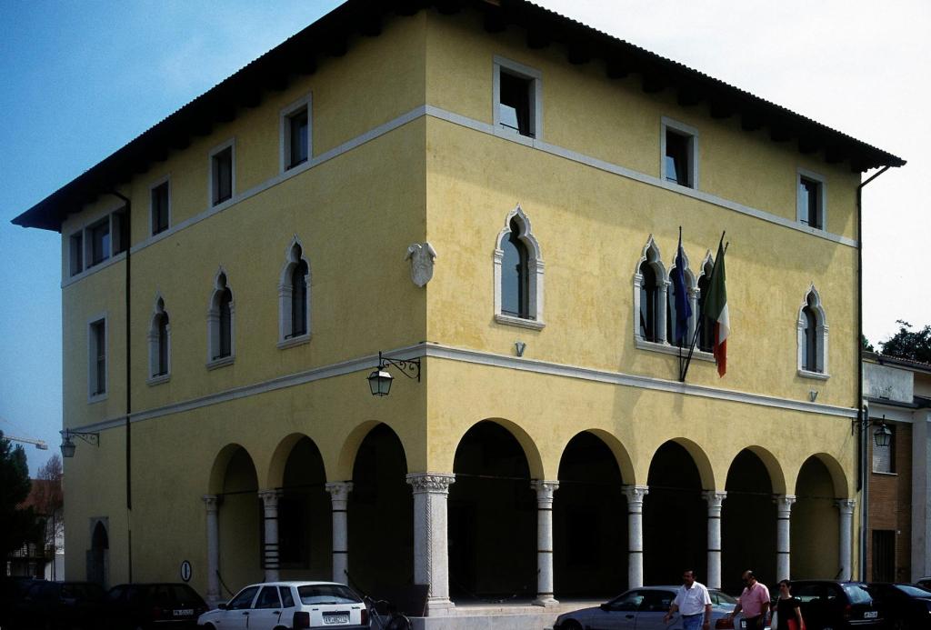 Spilimbergo: Palazzo della Loggia (1999)