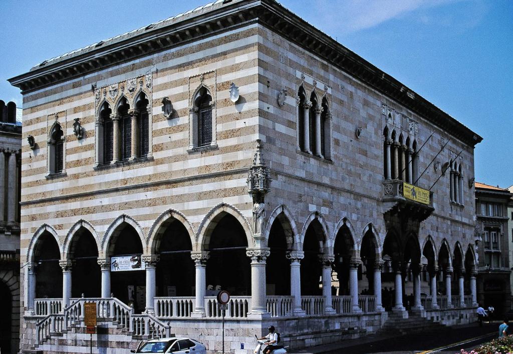 Udine: Loggia del Lionello (1999)