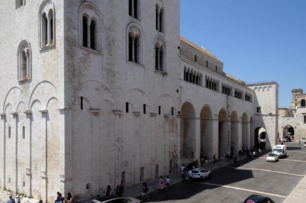 Bari: Nikolausbasilika Nordfassade (2026)