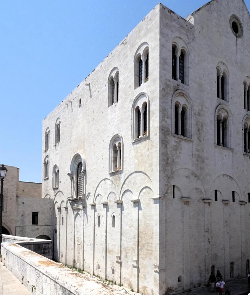 Bari: Nikolausbasilika Ostfassade (2026)