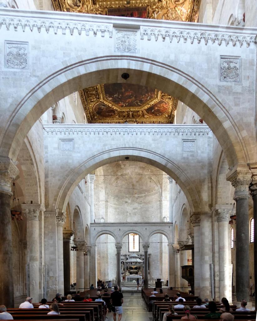 Bari: Nikolausbasilika (2026)