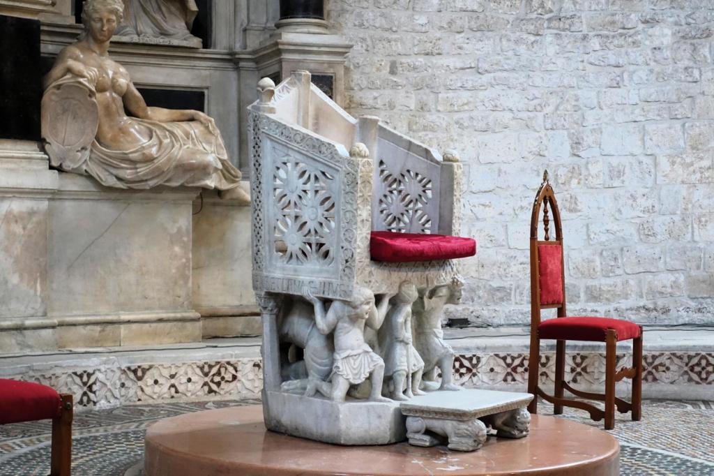 Bari: Nikolausbasilika Bischofsthron (2026)