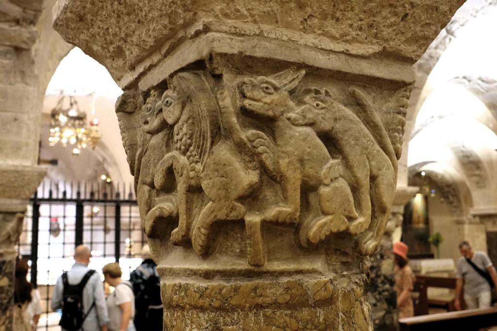 Bari: Nikolausbasilika Krypta Kapitell (2026)